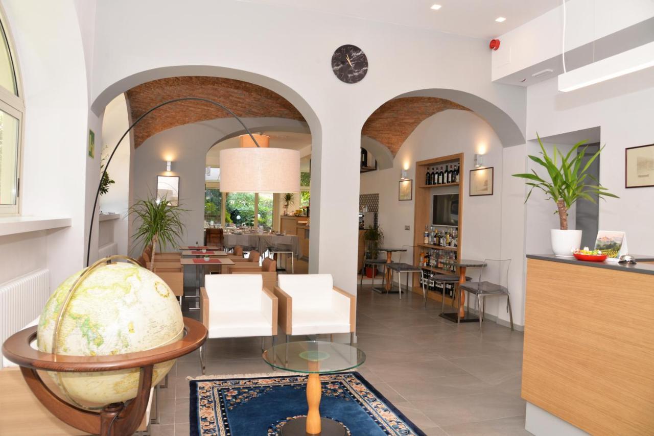 Hotel Quarcino Como Ngoại thất bức ảnh