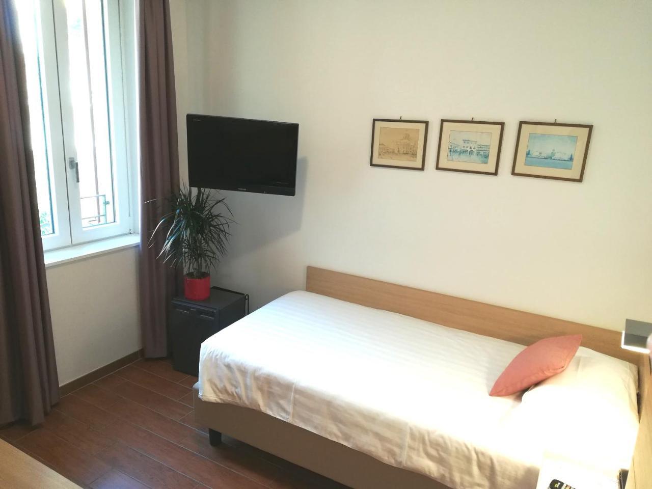Hotel Quarcino Como Ngoại thất bức ảnh