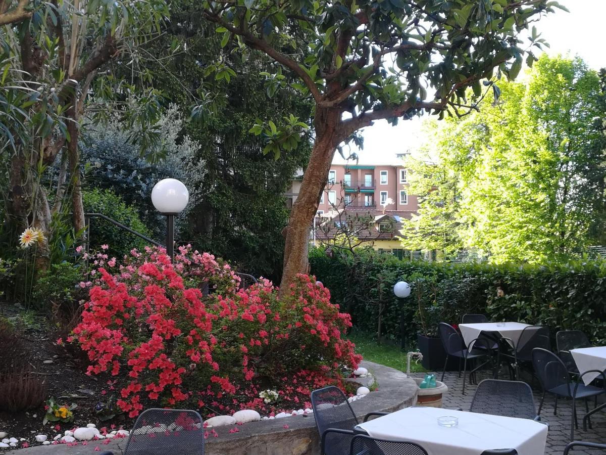 Hotel Quarcino Como Ngoại thất bức ảnh